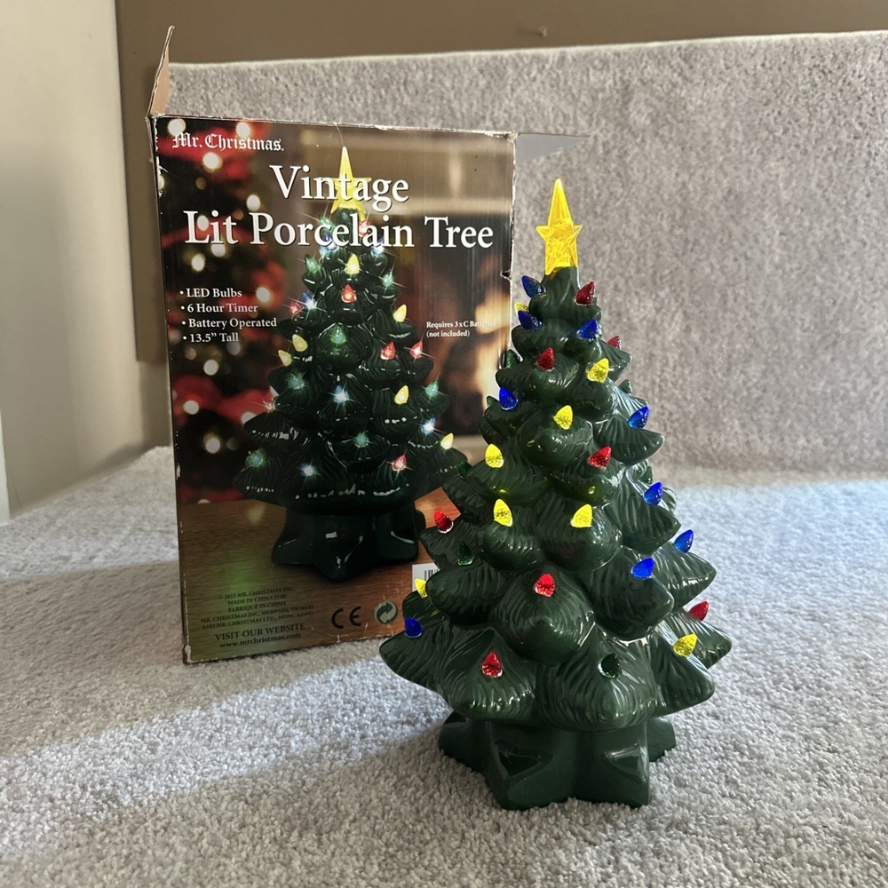 Mr. Christmas Nostalgic Ceramic Christmas Tree Porcelain 13.5 Inch‎ LED Lights